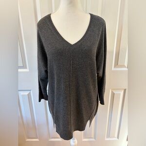 Nordstrom Gray Cashmere V Neck 3/4 Sleeve Sweater Size L